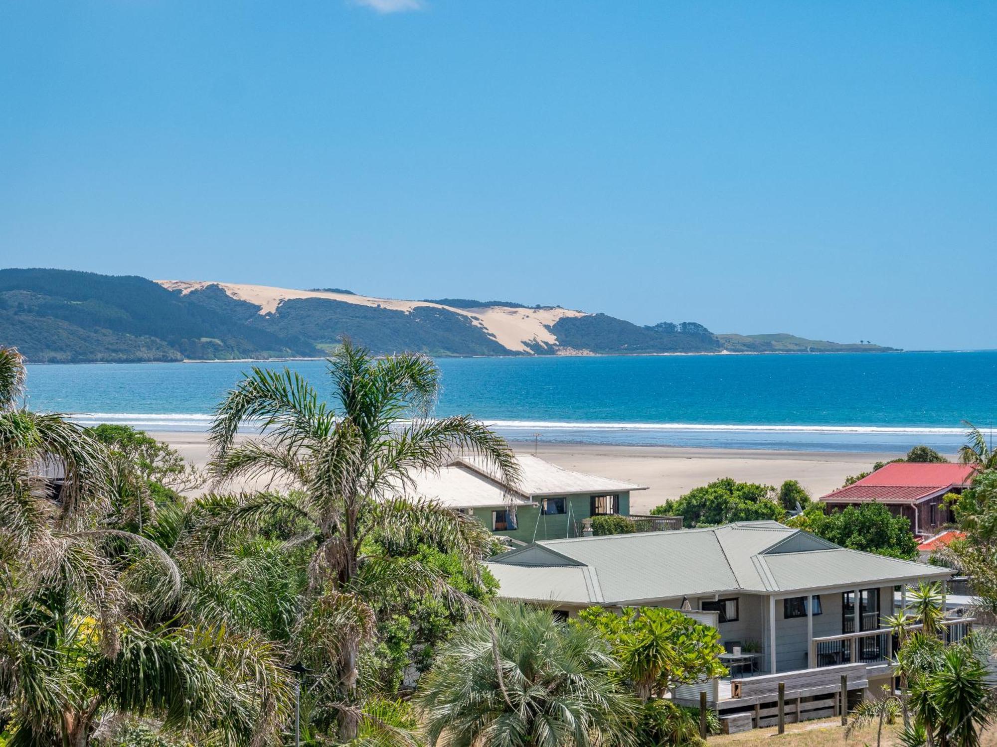 Ahiparadise - Ahipara Holiday Home Bagian luar foto